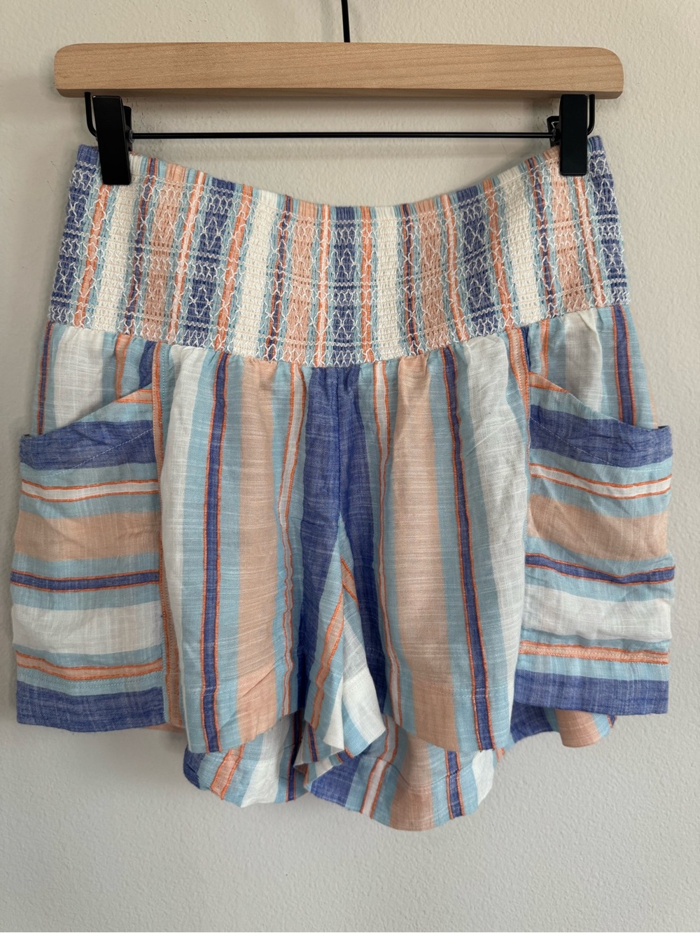Anthropologie Smocked Striped Pull on Shorts Boho Beach Resort Summer Small